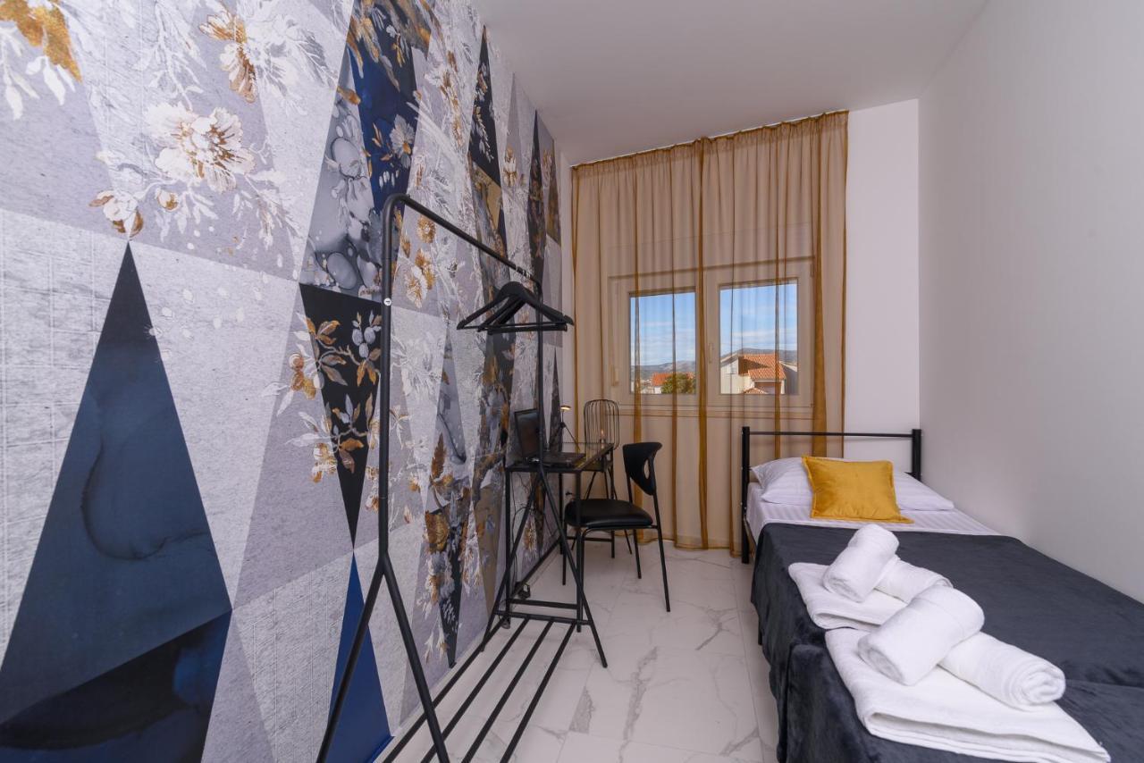 Batinic Apartments Каштела Екстер'єр фото